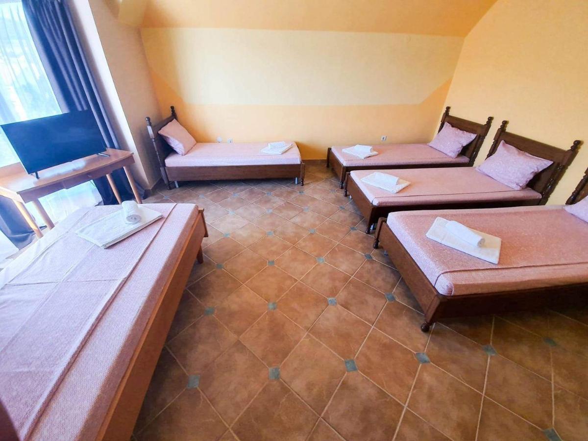 Rooms Cristian Deva Extérieur photo